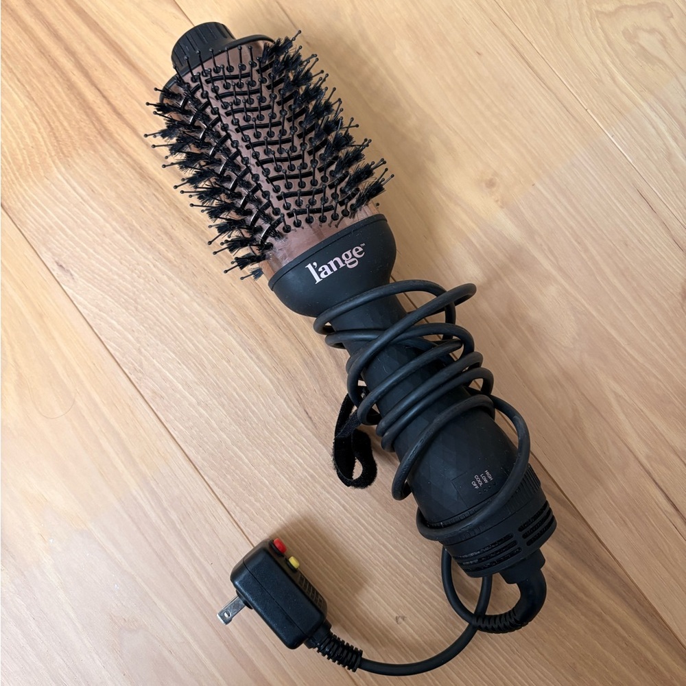 Lange Black and Brown Heated Round Styling Brush